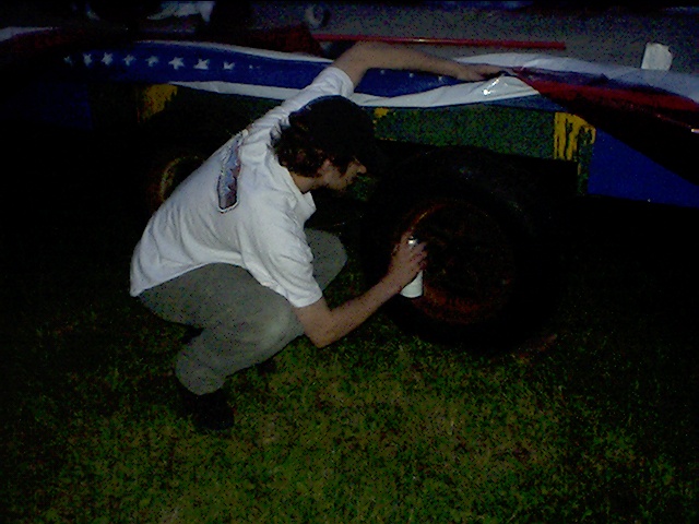 HH workin' on the V-day float